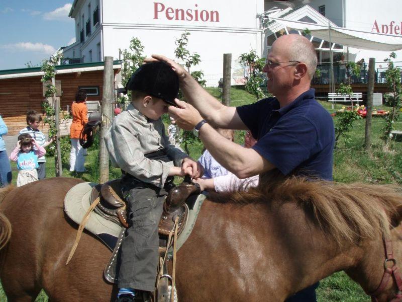 Pension Sonnengarten & Therme Included - Auch Am An- & Abreisetag! لتزمانسبرغ المظهر الخارجي الصورة